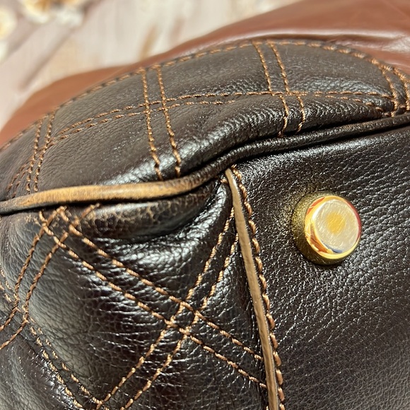 Marc Jacobs Gordon Satchel Handbag In Truffle Leather MSRP $1295 - Picture 8 of 13